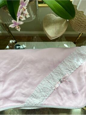 DIOR Baby Dior Pink White Embroidered Floral Ribbon Receiving Blanket Vintage